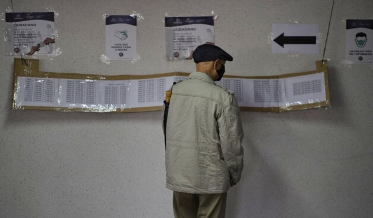 Puestos de votación en centro comercial Unicentro, en Bogotá