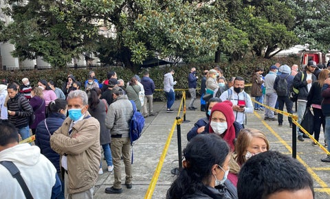 Filas pago de impuestos en Bogotá