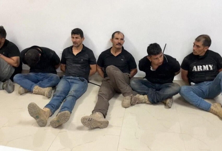 Militares detenidos en Haití