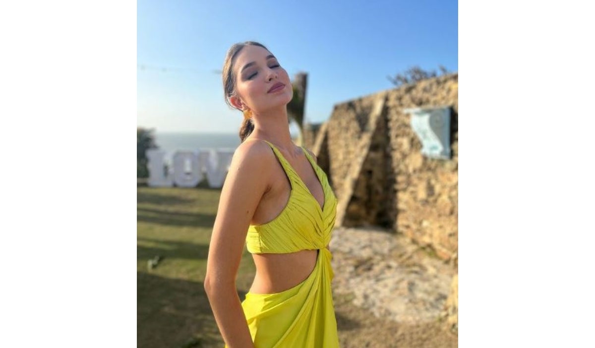 Valentina Espinosa, señorita Colombia 2021, en la playa