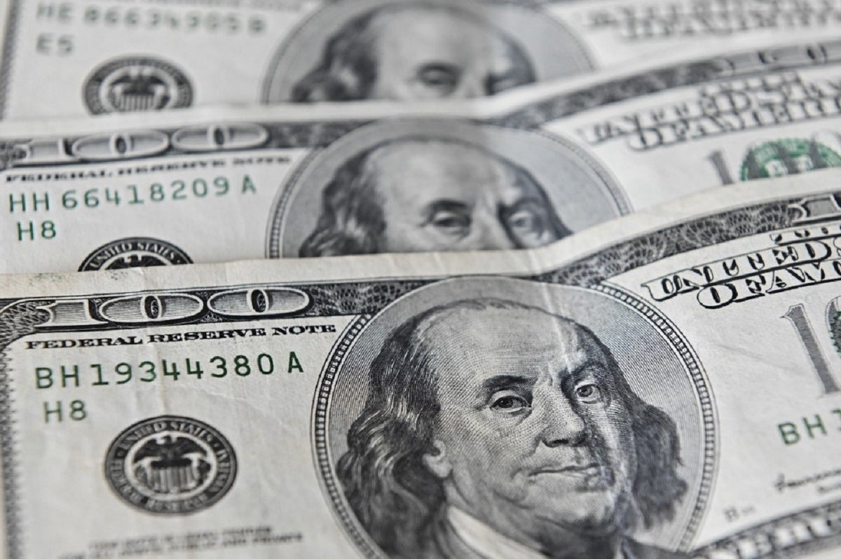 Dólar - billetes de dólares