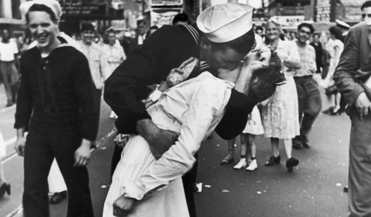 Greta Friedman es la mujer fue besada por un marinero
