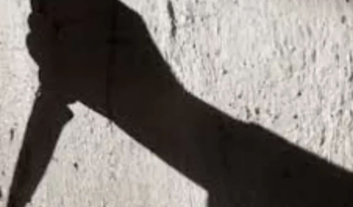 asesino puñalada