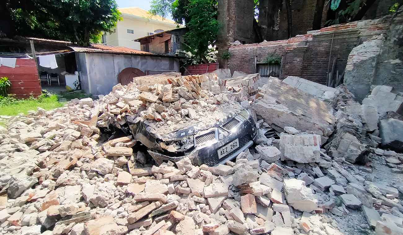 Sismo en Filipinas deja al menos cuatro muertos