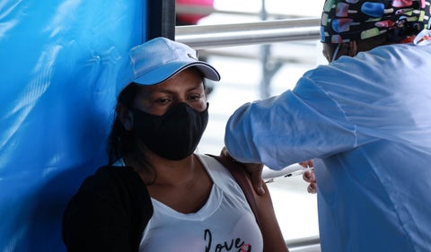 Vacunación contra el covid-19 en Bogotá