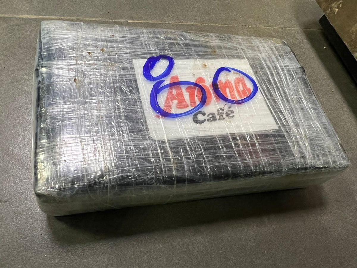 Descubren clorhidrato de cocaína encaletado en paquetes de café