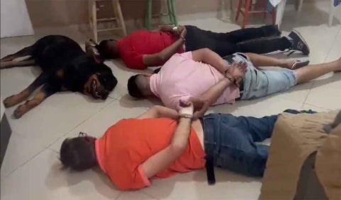 Banda criminal atrapada junto a su perro
