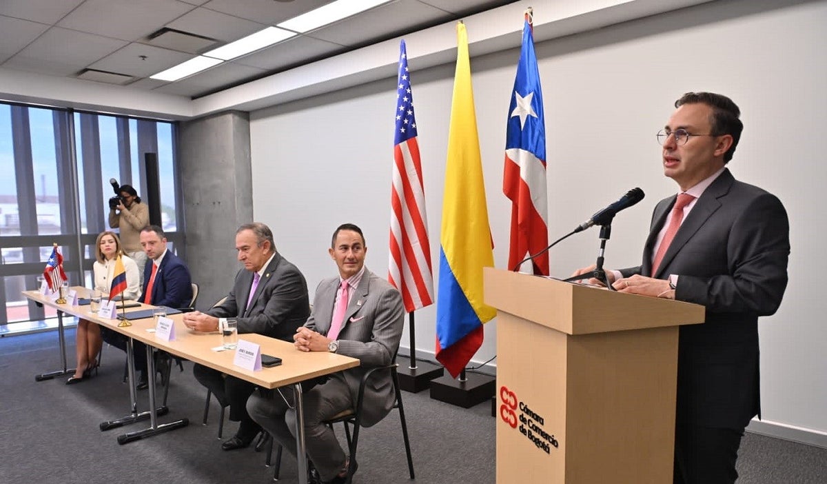 Colombia y Puerto Rico firmaron acuerdo comercial