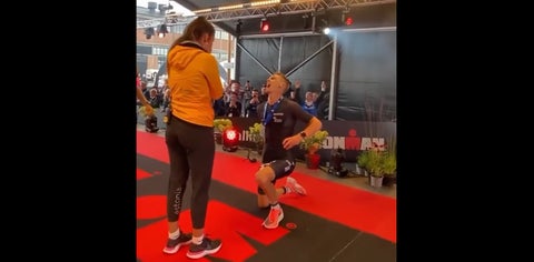 atleta pide matrimonio