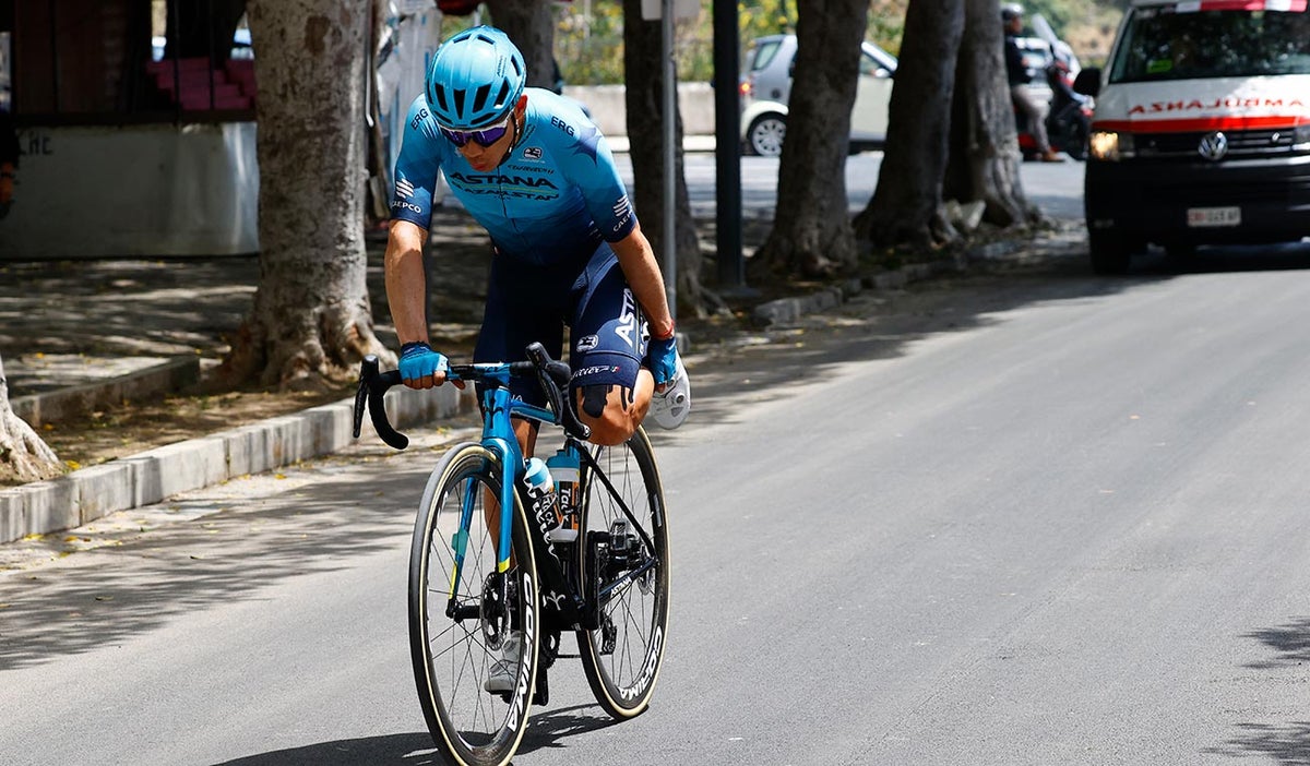 Miguel Ángel López, ciclista colombiano