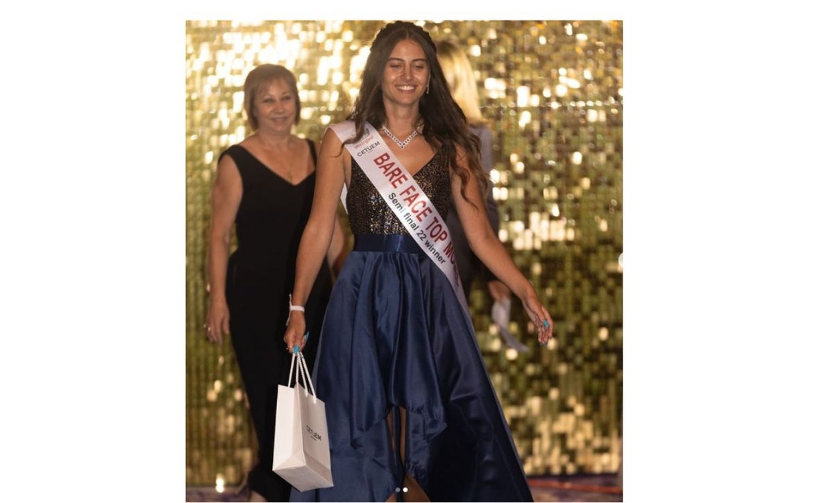 Miss Inglaterra: Concursante se presenta sin maquillaje