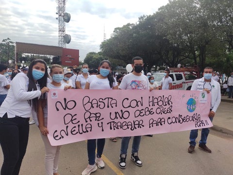 Protesta en plena autopista internacional