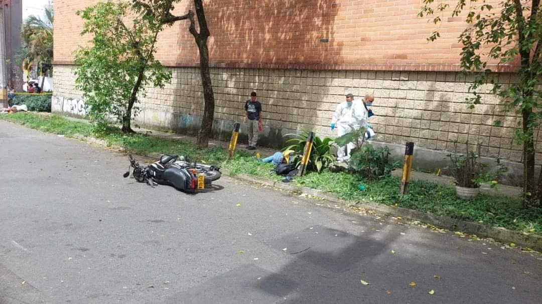Taxista mató a disparos, y sin piedad, a atracador que trató de robarlo
