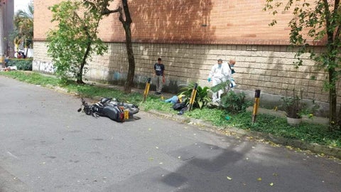 Taxista mató a disparos, y sin piedad, a atracador que trató de robarlo