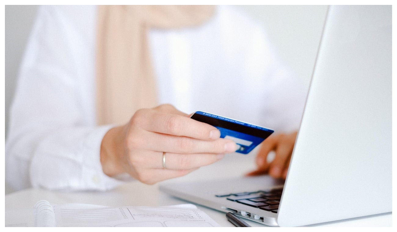 Comprar con tarjeta de crédito será más caro