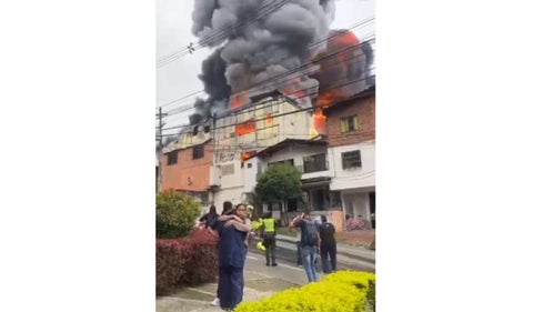 Incendio en fábrica de icopor en Envigado