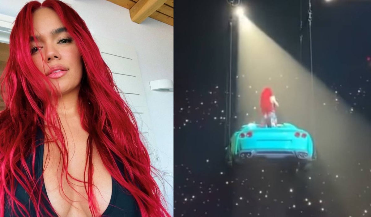 Karol G vuela en un ferrari azul en pleno concierto
