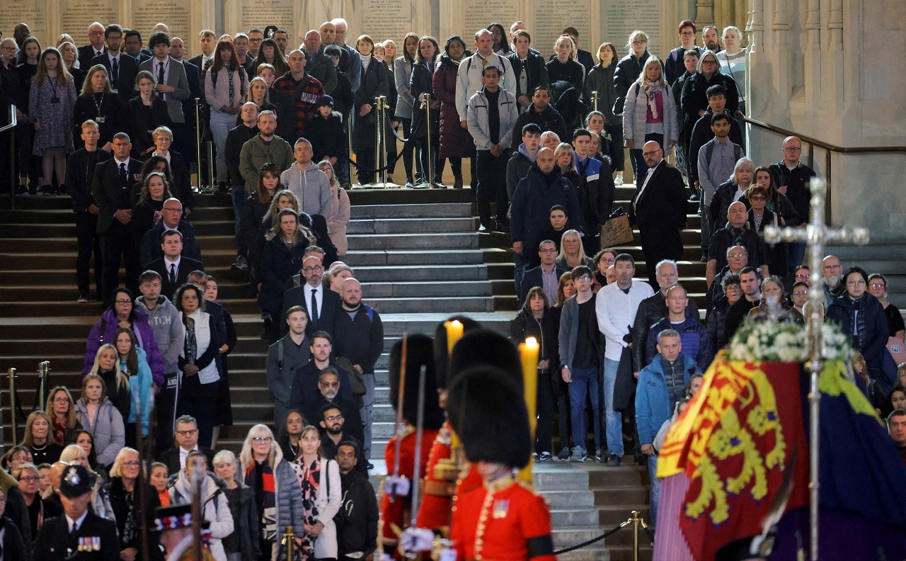 Féretro reina Isabel II