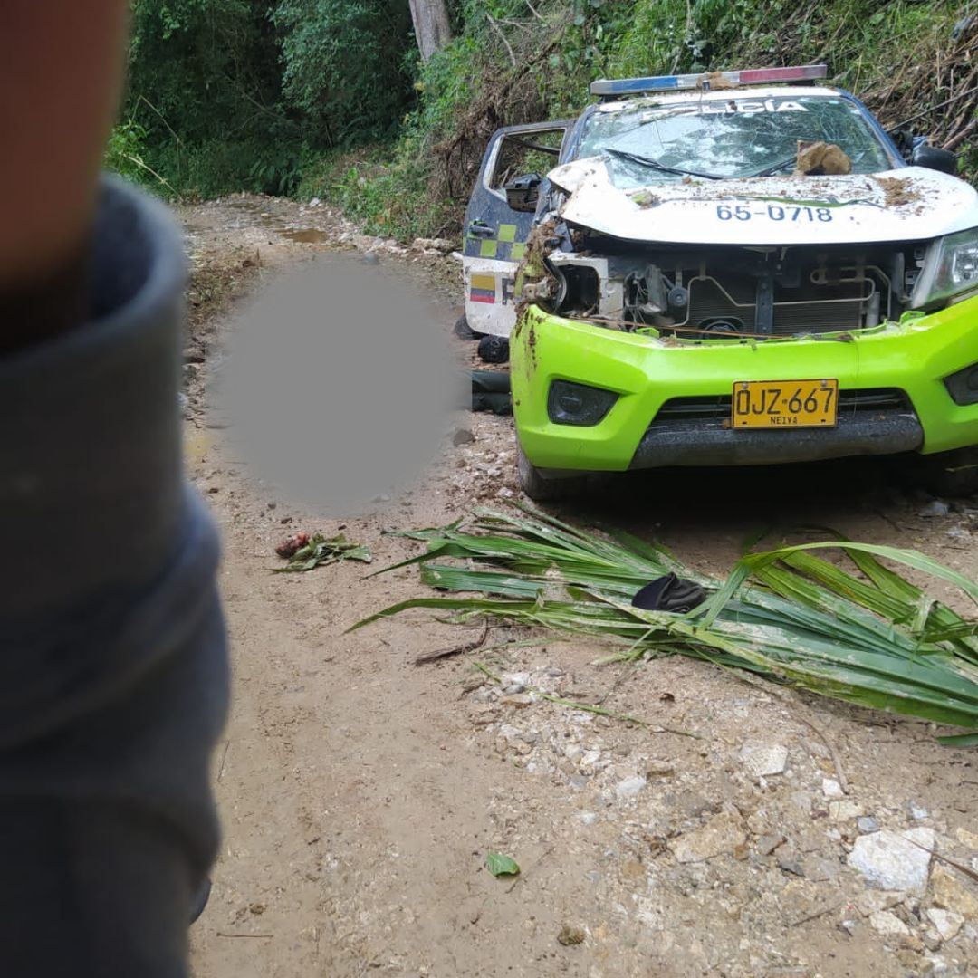 atentado en el que asesinaron a ocho policías en Huila