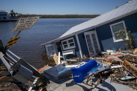 Una casa en la Florida destruida tras el paso del huracán Ian
