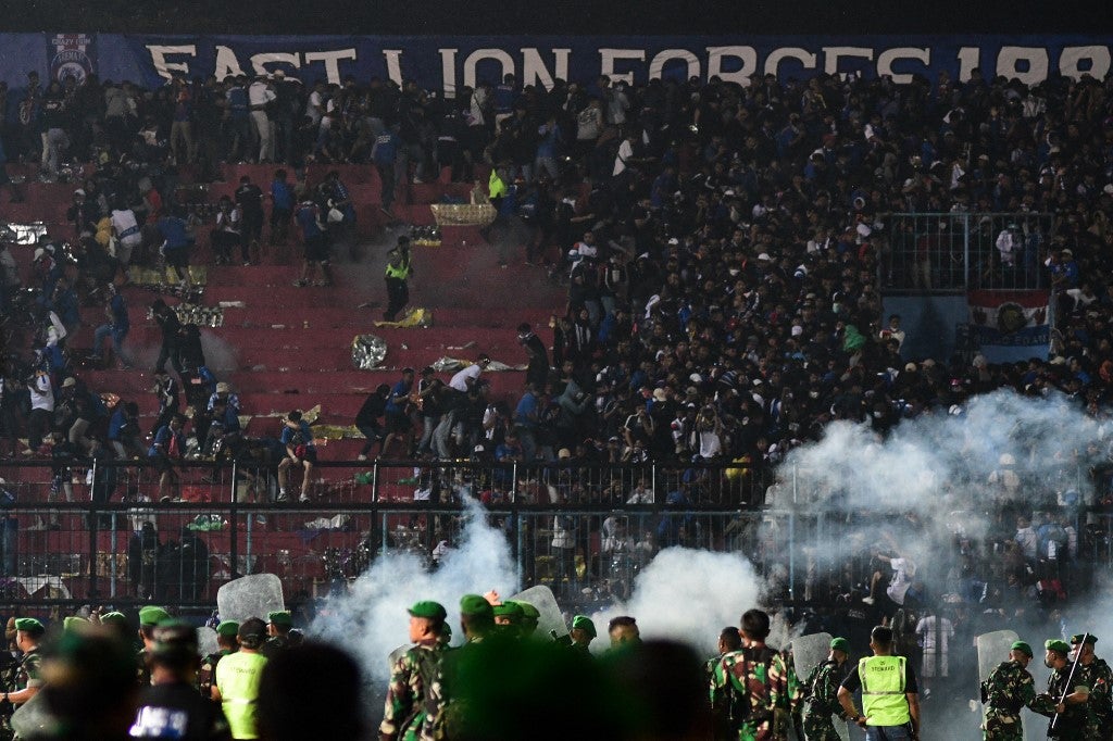 Tragedia en un estadio de Indonesia
