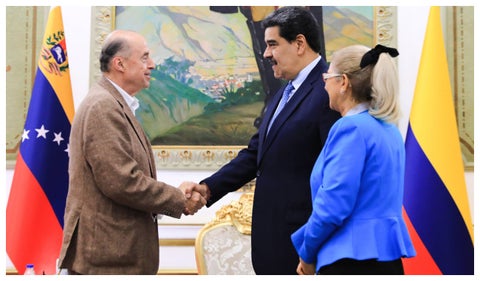 Álvaro Leyva y Nicolás Maduro