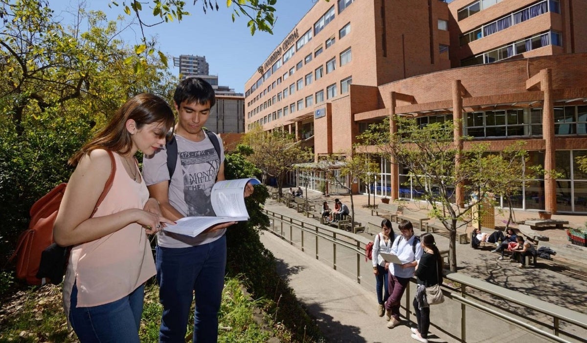 Becas en Chile