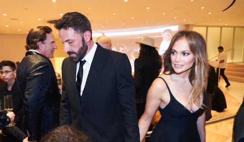 Ben Affleck y JLo: Rumoran que él se habría quitado la argolla de casado