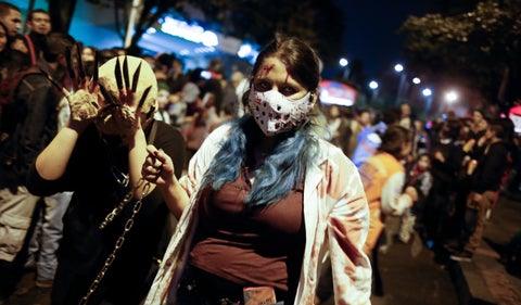 Marcha zombie en Bogotá