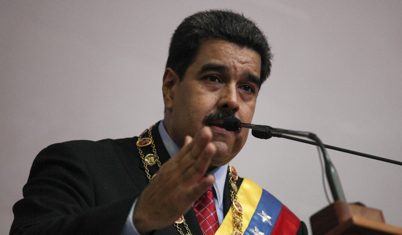 Nicolás Maduro vuelve a atacar a Nacho y lo llama imbécil