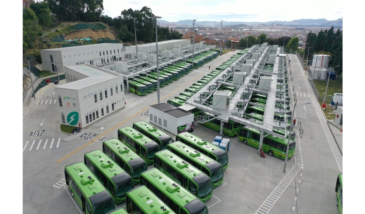 Flota de buses . VG Mobility