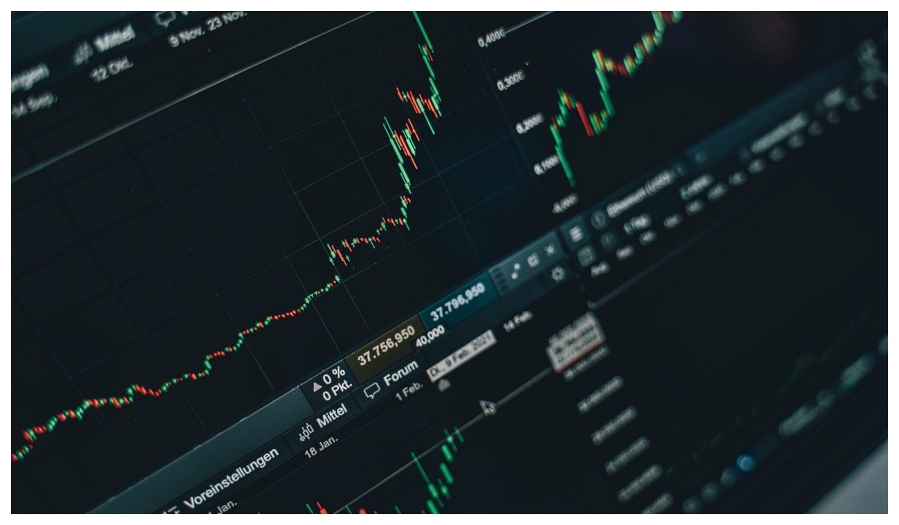 Bolsa de Sao Paulo cae 0,3 % en la apertura tras intento de golpe de Estado en Brasil