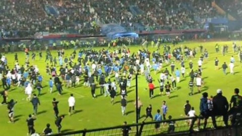 Tragedia en estadio de Indonesia