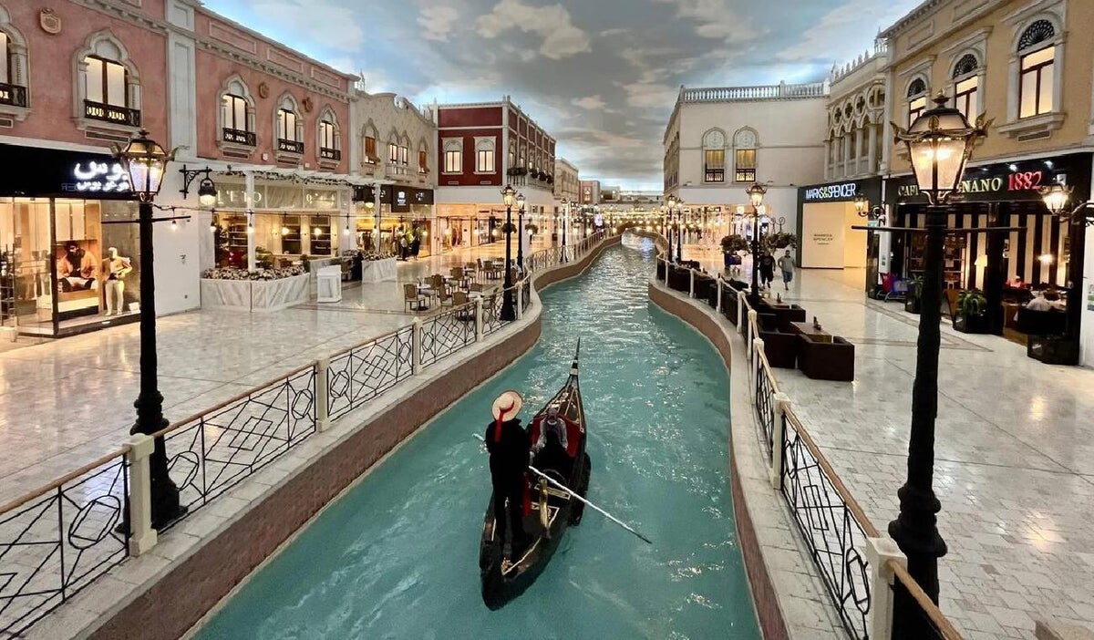 Villaggio Shopping Mall