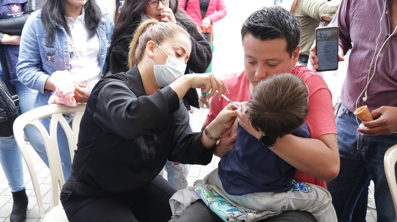 La vacunación en los niños es muy importante.