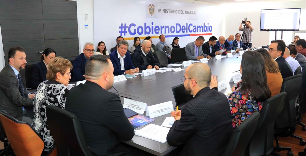 Empresarios y Centrales Obreras definieron cronograma de reuniones