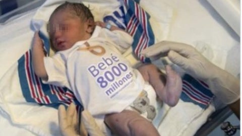 Nacimiento de Damián, el bebé 8 mil millones de la Tierra