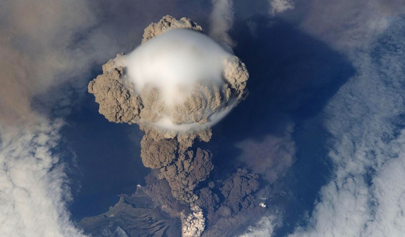El volcán más grande del mundo hizo erupción