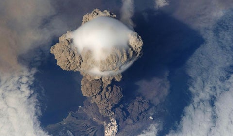 El volcán más grande del mundo hizo erupción