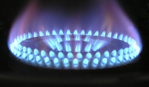 Gas