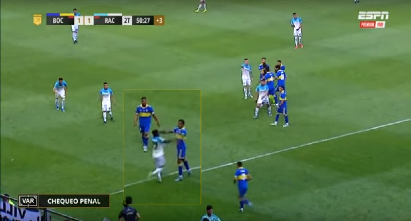 Pelea de colombianos en el Boca vs Racing