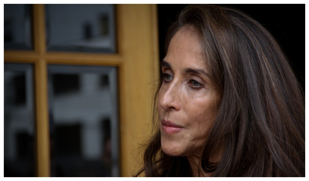 Pilar Castaño en las exequias de su padre Álvaro Castaño