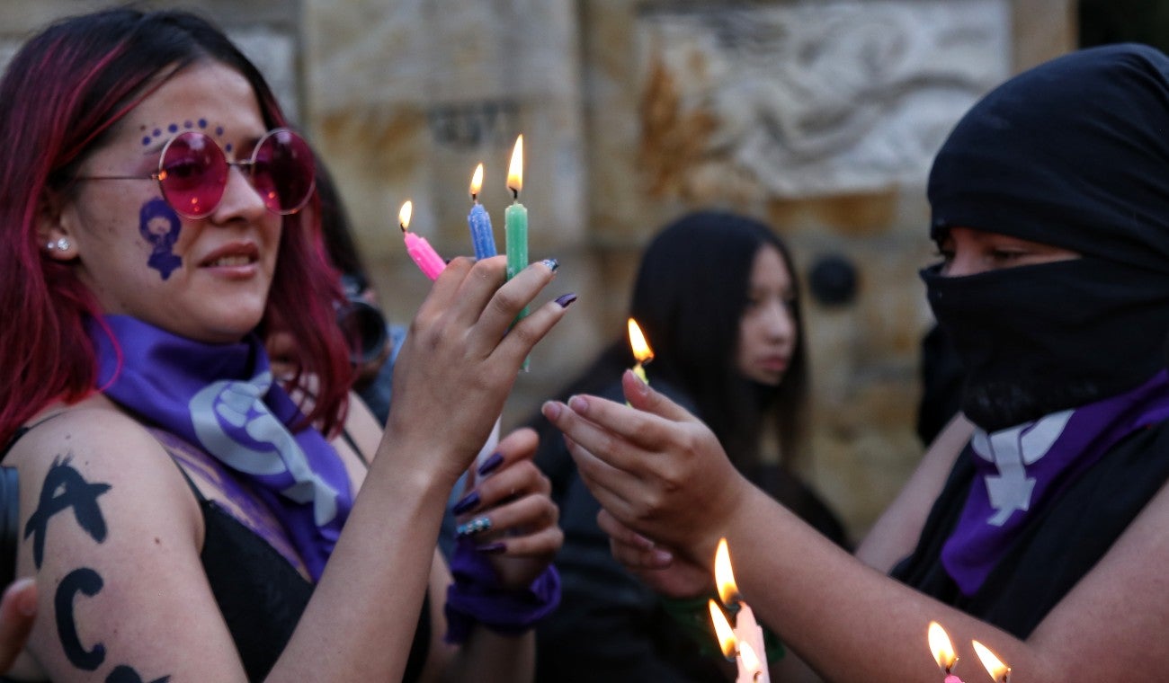 Violencia contra las mujeres