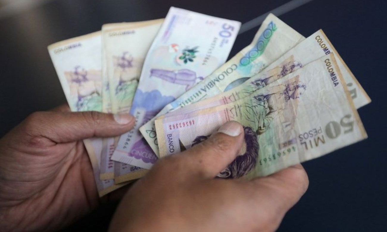 Billetes - sueldo - subsidio