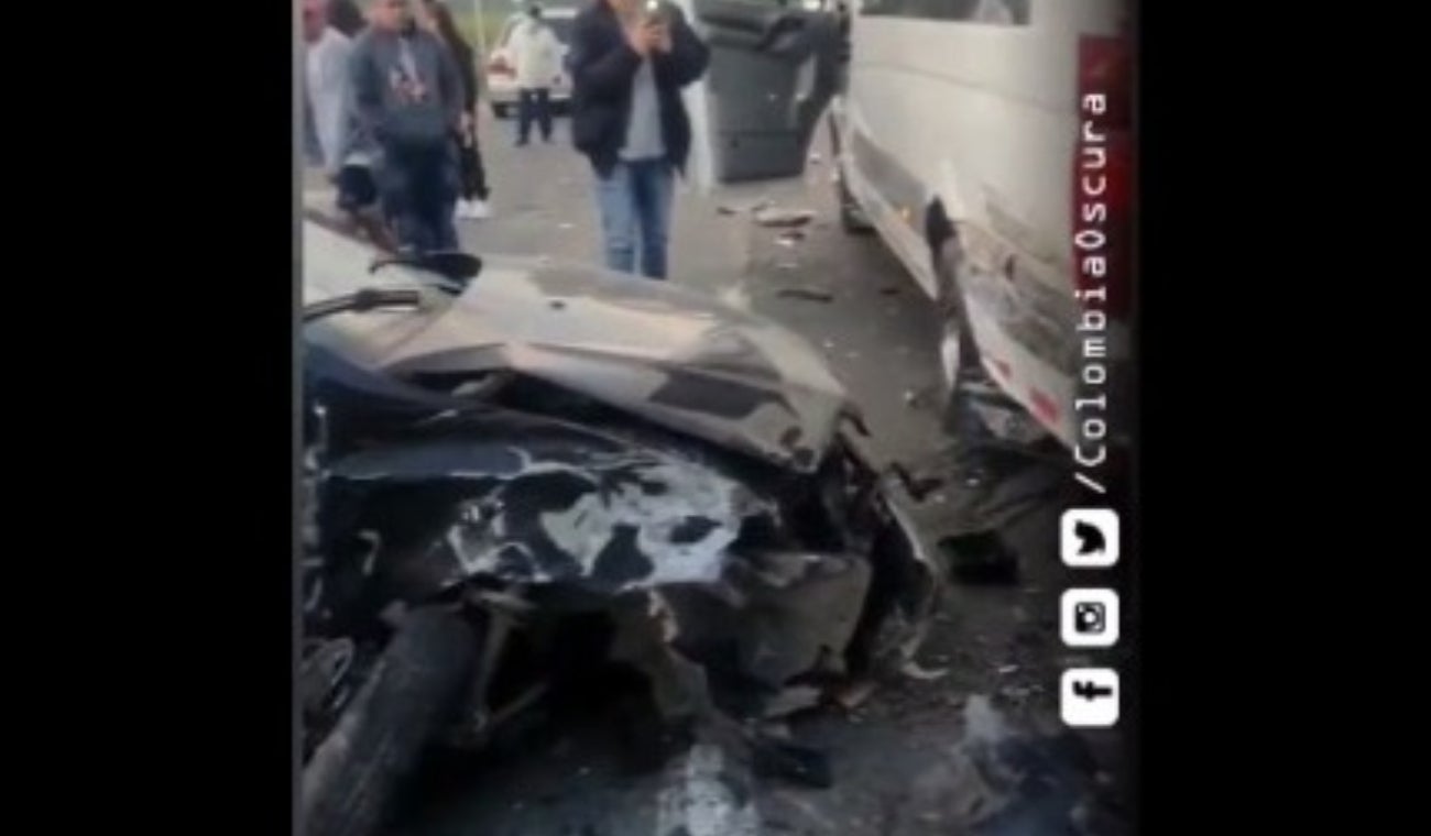 Bogotá-Giradot colapsada por accidente