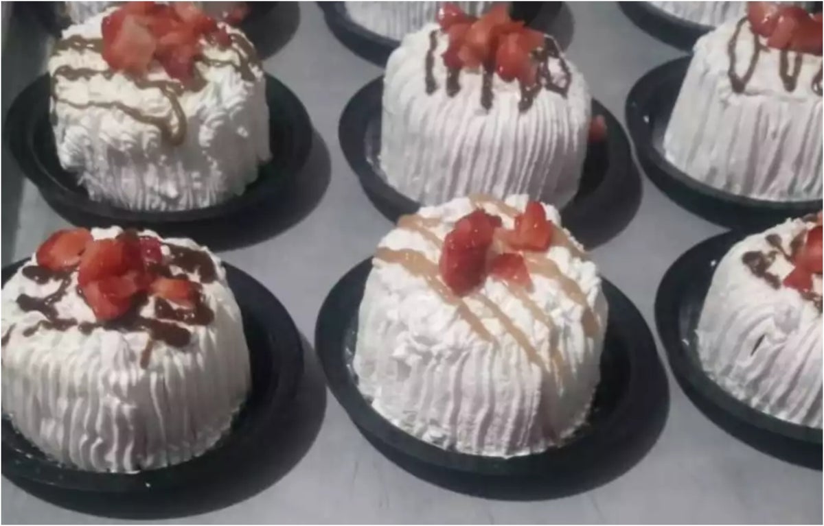 Pastelera la dejan con 2.000 bizcochos hechos