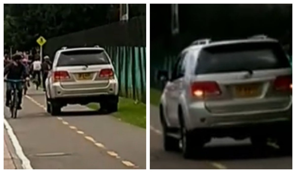 Camioneta en ciclorruta de la Carrera 68