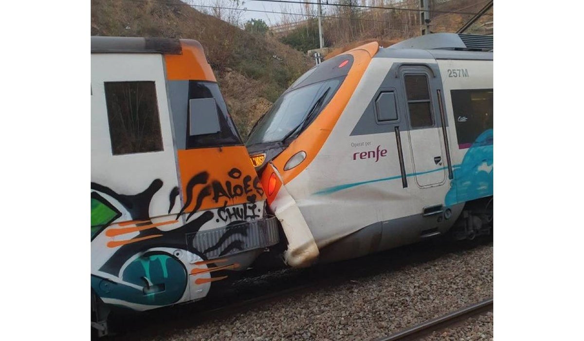 Choque de trenes en Barcelona (España)