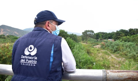 Defensoría del Pueblo exige proteger a más de 10.000 personas confinadas en Chocó