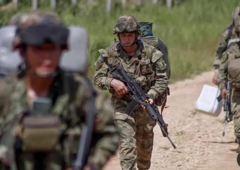 El Ejército se enfrentó a la disidencia de las DARC